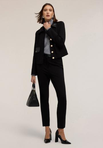 Короткий блейзер