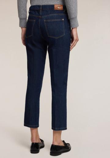 Короткие джинсы