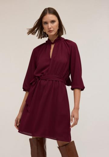 Короткое платье