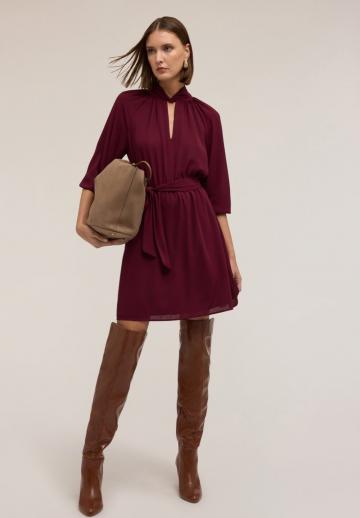 Короткое платье