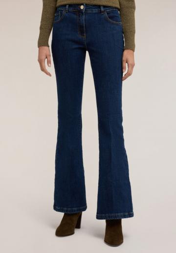 Клешеные джинсы
