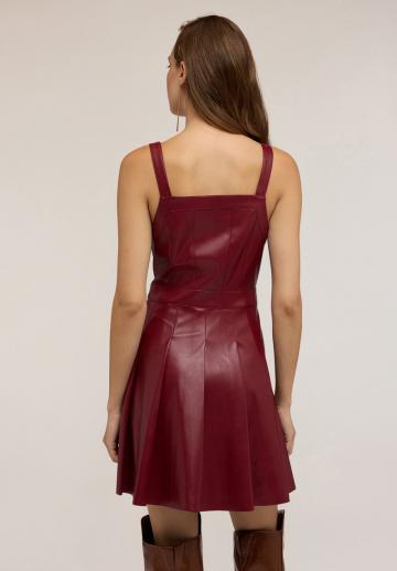 Короткое платье