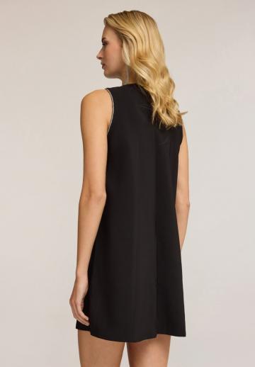 Короткое платье