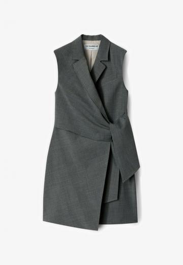 Короткое платье