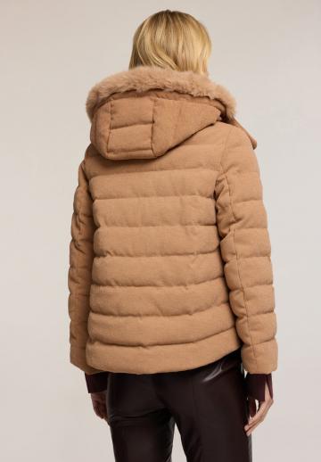 Короткая куртка