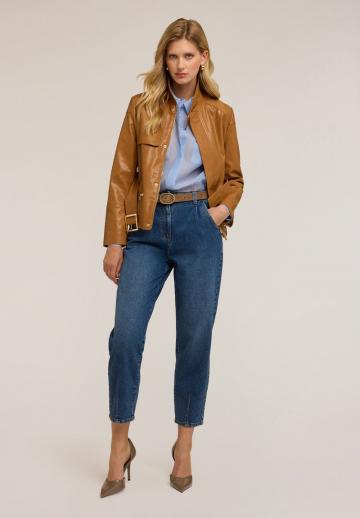 Короткие джинсы