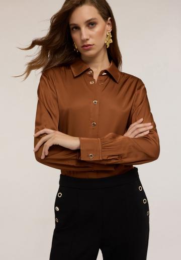 Атласная блузка