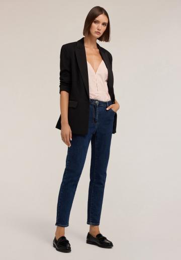 Короткие джинсы