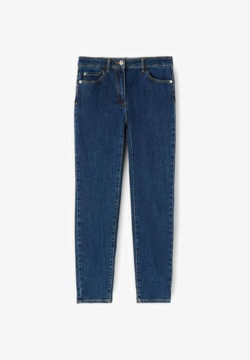 Короткие джинсы