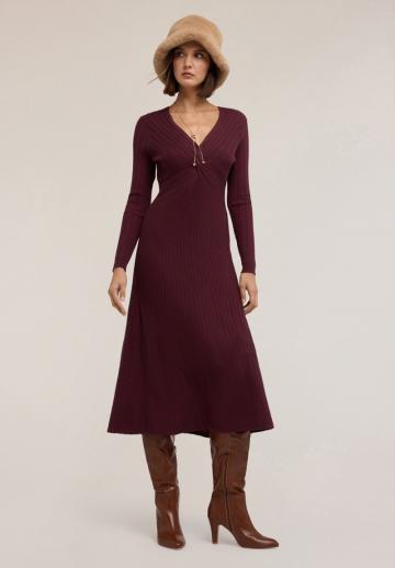 Вязаное платье