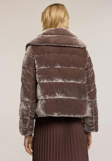 Зимняя куртка