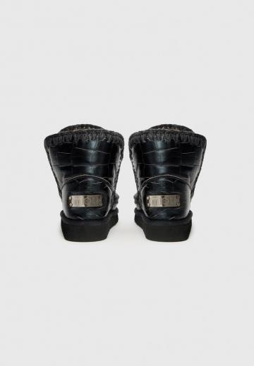 Зимние ботинки