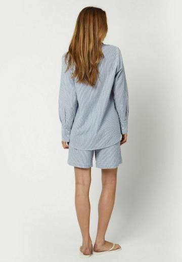 Джинсовая блузка