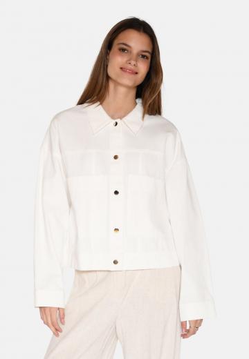 Куртка с накладнымит карманами