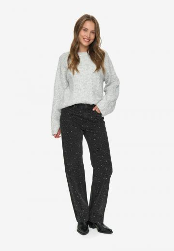 Прямые джинсы