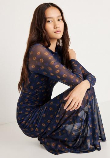 Платье макси