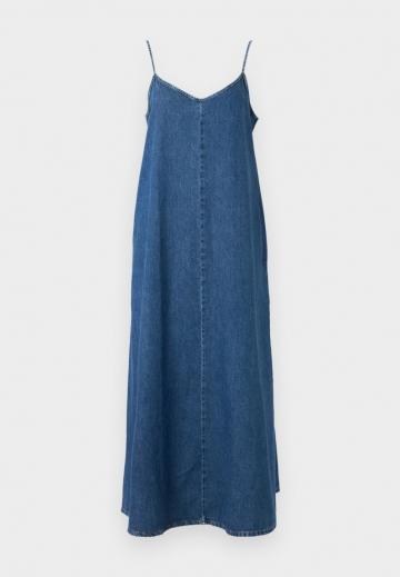 Джинсовое платье