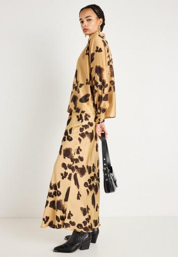 Атласная блузка