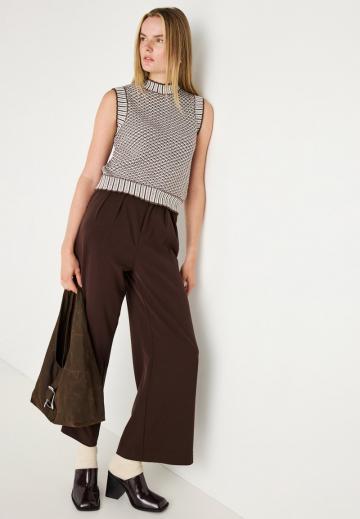 Пуловер без рукавов