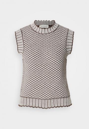 Пуловер без рукавов