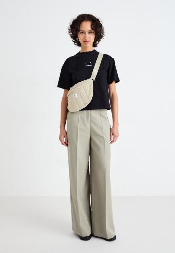 Сумка на пояс