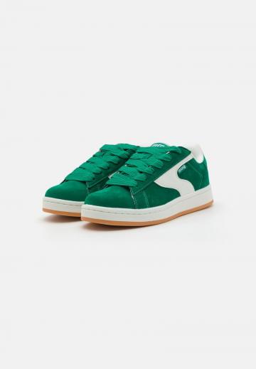 Гандбольные кроссовки