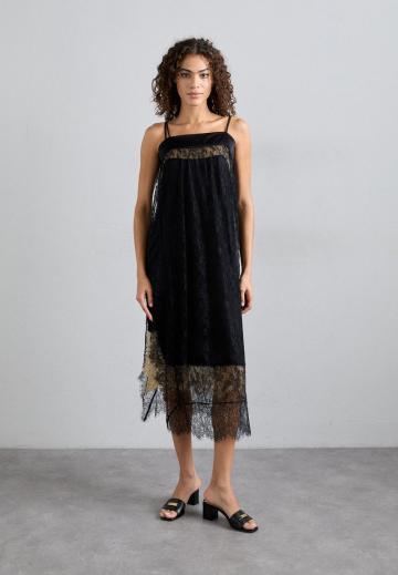 Коктейльное платье