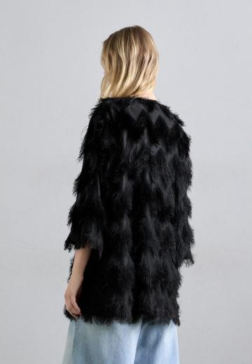 Короткое пальто