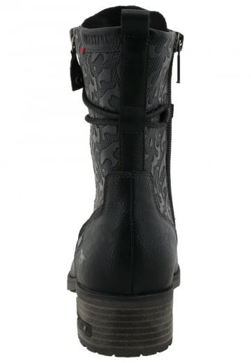 Ботинки на шнуровке