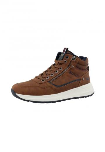 Ботинки на шнуровке