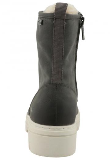 Зимние ботинки