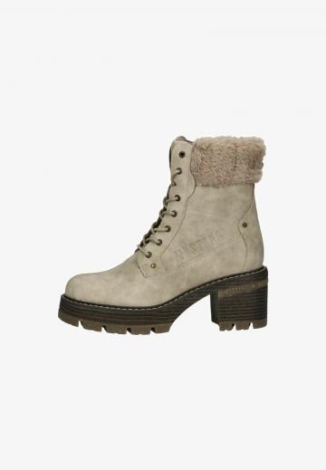 Зимние ботинки