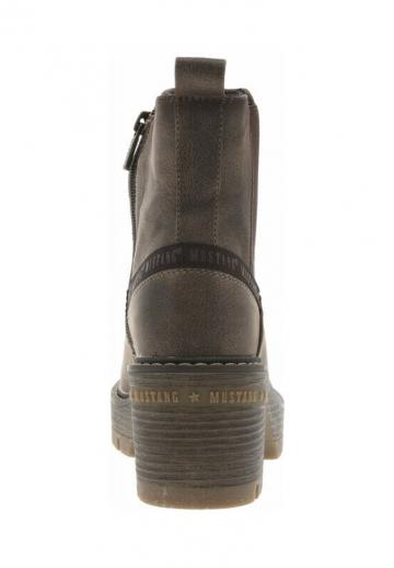 Полусапожки на платформе