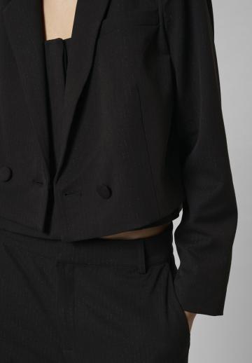 Короткий блейзер