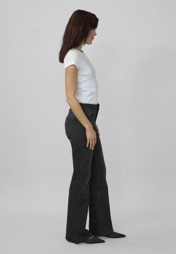 Клешеные брюки