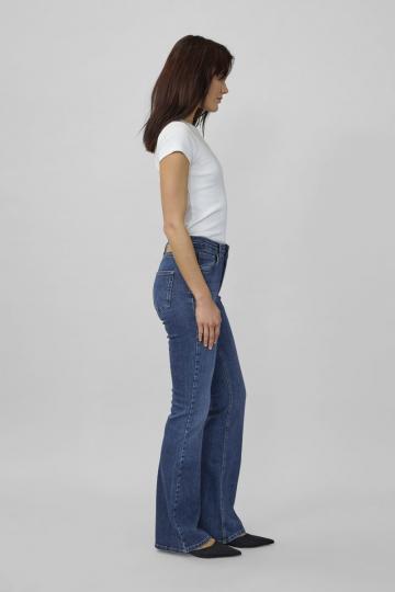 Клешеные брюки