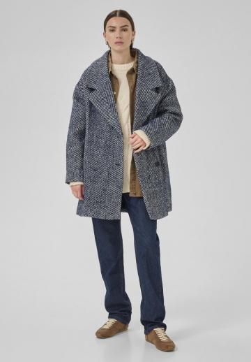 Короткое пальто