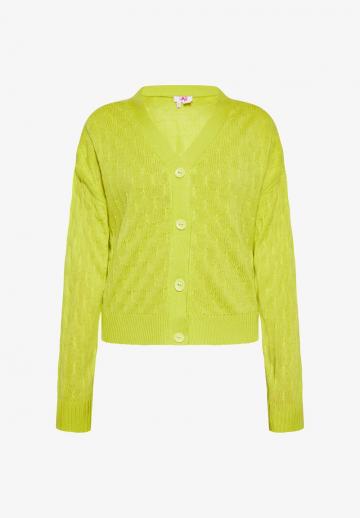 Жаккардовая вязаная кофта