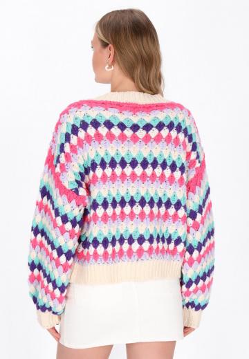 Пуловер с вырезом V