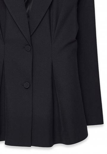 Короткое пальто