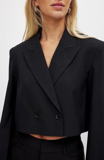 Короткий блейзер