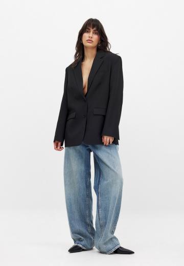 Блейзер с накладными карманами