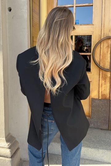 Блейзер с накладными карманами