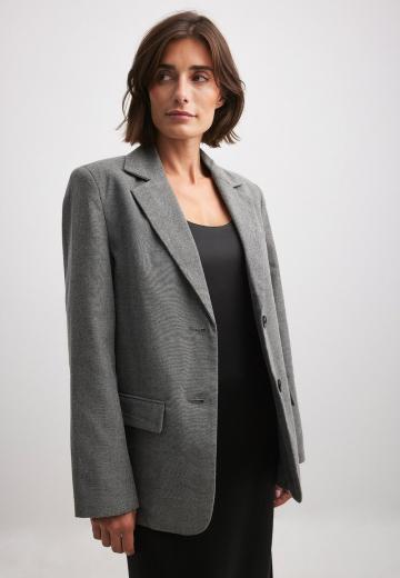 Длинный блейзер