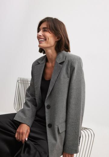 Длинный блейзер