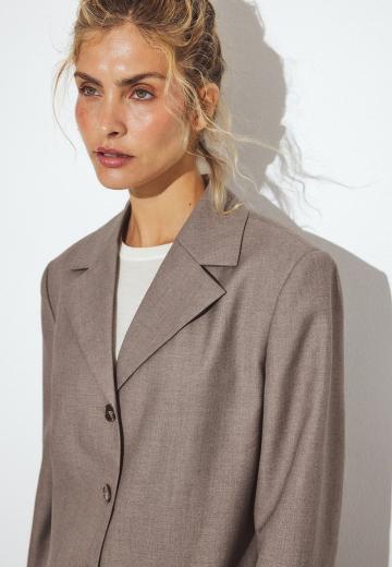 Короткое пальто