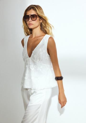 Блузка без рукавов