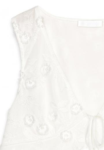 Блузка без рукавов