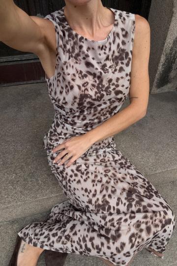 Платье футляр