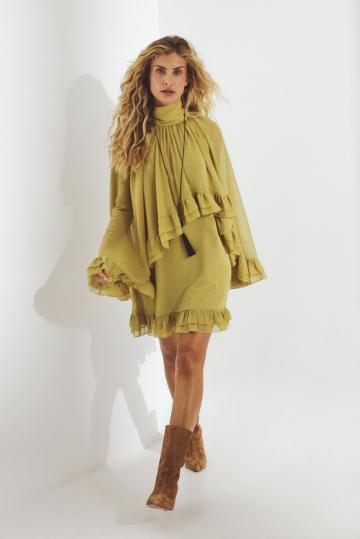 Короткое платье